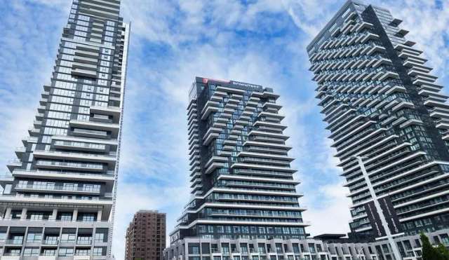 Condo For Sale in Toronto, Ontario