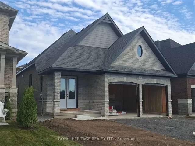 House For Sale in Whitby, Ontario