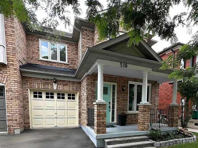 Townhouse For Sale in Burlington, Ontario