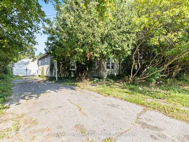 House For Sale in Niagara Falls, Ontario