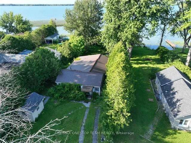 Cottage For Sale in Georgina, Ontario