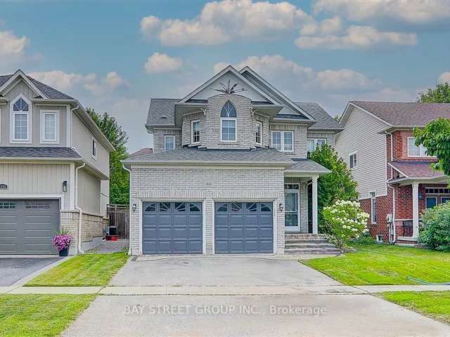 House For Sale in Oshawa, Ontario