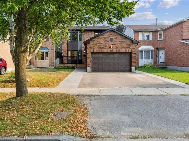 House For Sale in Aurora, Ontario