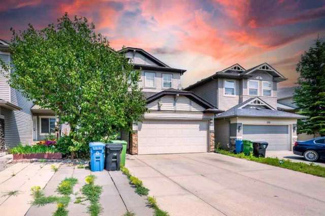 House For Sale in Calgary, Alberta