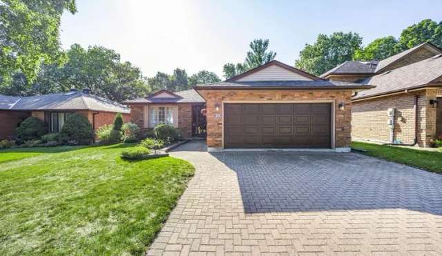 House For Sale in Barrie, Ontario