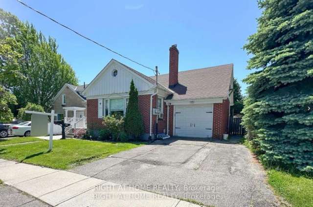 Duplex For Rent in Oshawa, Ontario