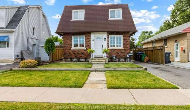 House For Sale in Brampton, Ontario