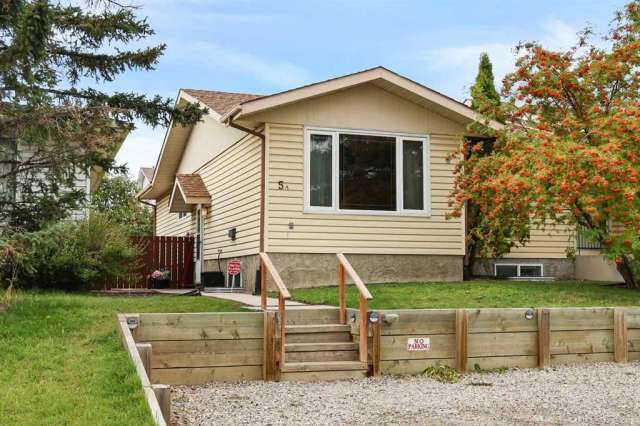 House For Sale in Calgary, Alberta