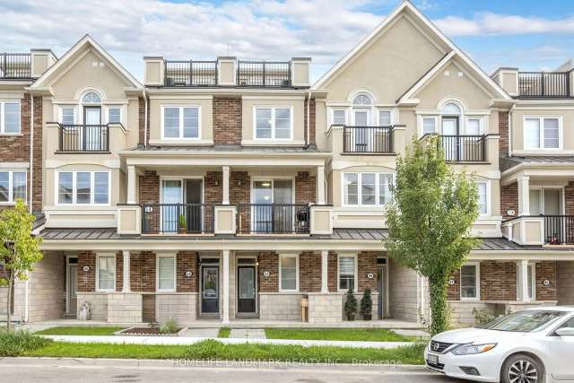 House For Sale in Markham, Ontario