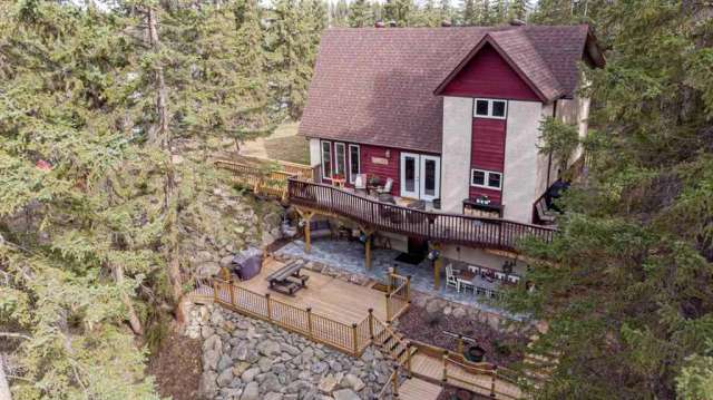 House For Sale in Wetaskiwin, Alberta