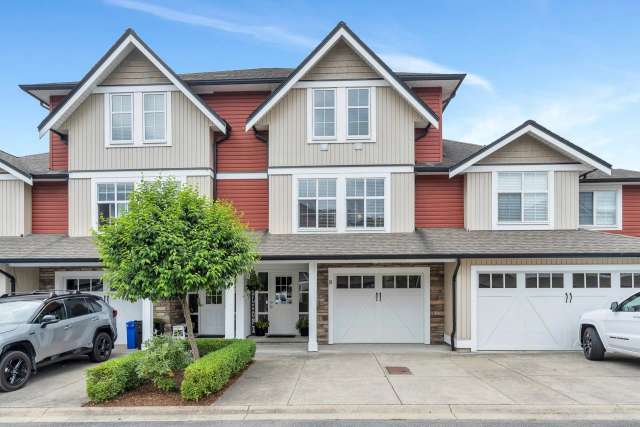 A $649,900.00 Townhouse with 3 bedrooms in Agassiz, Agassiz