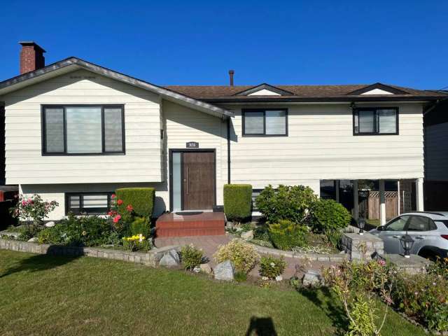 House For Rent in Burnaby, British Columbia