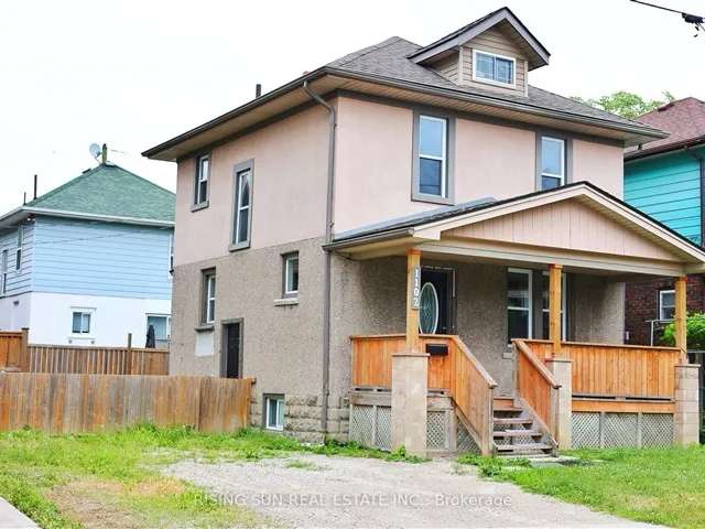 House For Sale in Winnipeg, Manitoba