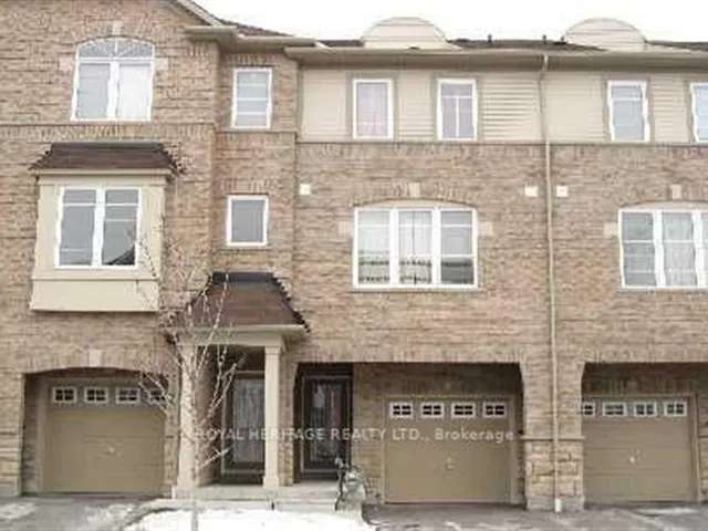 Townhouse For Rent in Ajax, Ontario