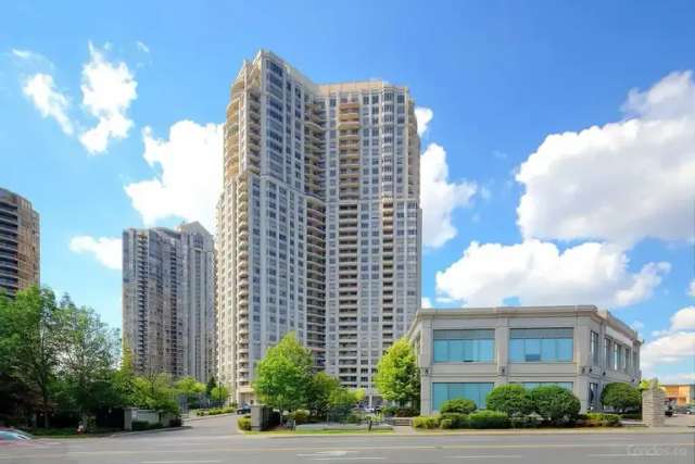 25 Kingsbridge Garden Circle -  in Mississauga