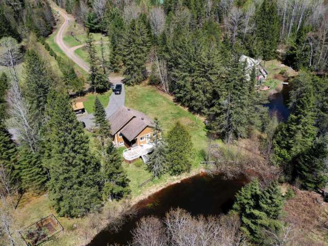 Bungalow For Sale in Quebec, Quebec