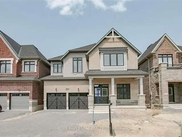 House For Sale in Oshawa, Ontario