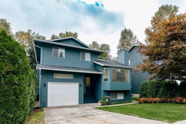 134 CROTEAU Court in Coquitlam: Cape Horn House for sale : MLS®# R2921404