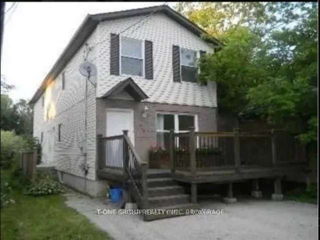 House For Rent in Richmond Hill, Ontario