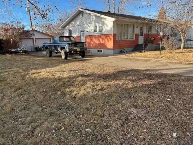 House For Sale in Brooks, Alberta