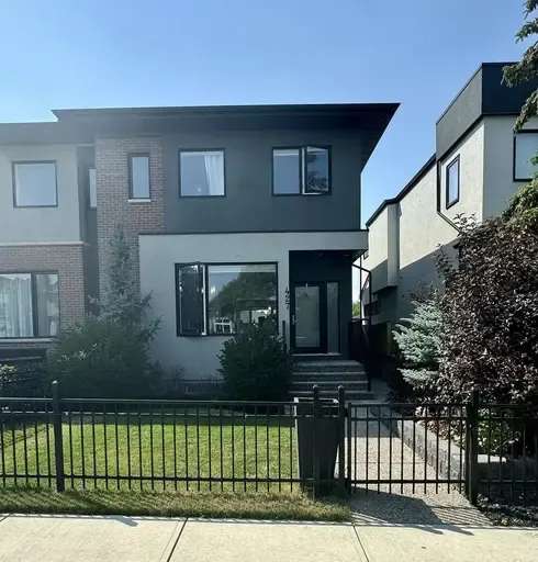 427 7 Street Northeast -  in Calgary