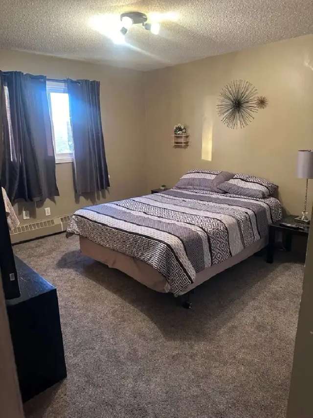 Large Furnished Room For Rent Woman Only