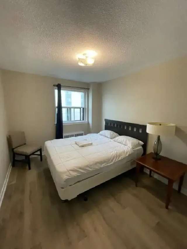 Furnished two-bedroom apt, 5 min to Sherbourne Station, Aug 18