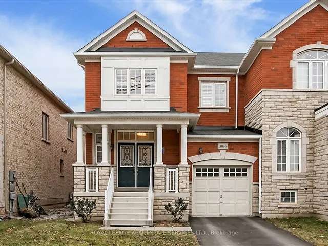 Townhouse For Rent in Oakville, Ontario