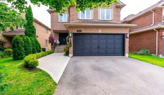 House For Sale in Ottawa, Ontario