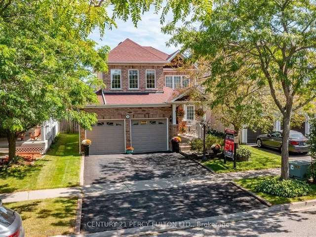 House For Sale in Ajax, Ontario