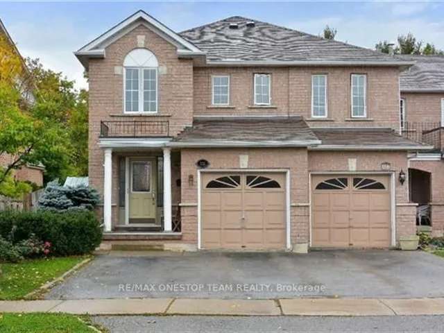 Townhouse For Rent in Oakville, Ontario