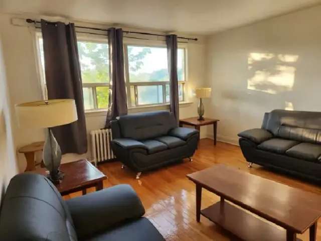 Furnished one-bedroom apt, Kingston & Warden, asap