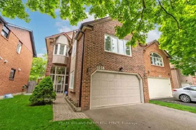 3 BR | 3 BA-Double Garage Detached home in Pickering