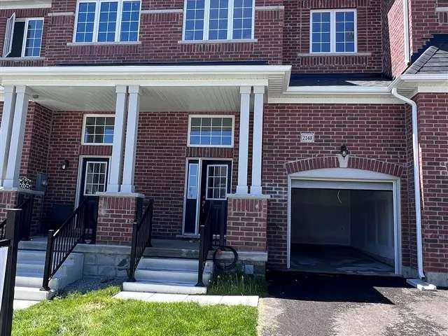 Townhouse For Sale in Innisfil, Ontario