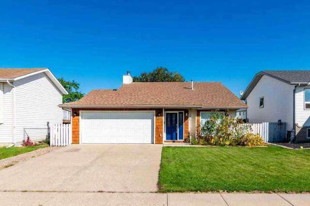 House For Sale in Medicine Hat, Alberta