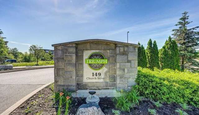 Condo For Sale in King, Ontario