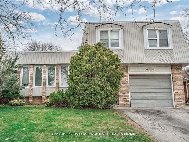 House For Sale in Burlington, Ontario