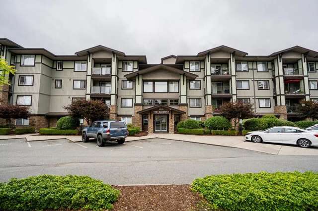 Condo For Sale in Abbotsford, British Columbia