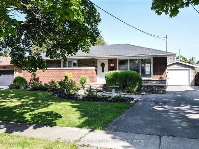 House For Sale in St. Catharines, Ontario