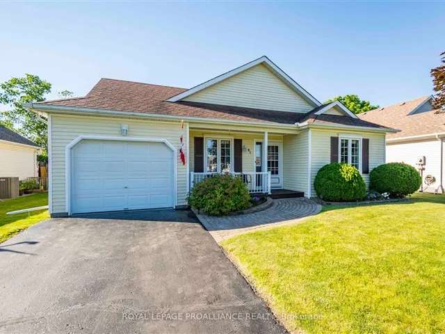 House For Sale in Barrie, Ontario