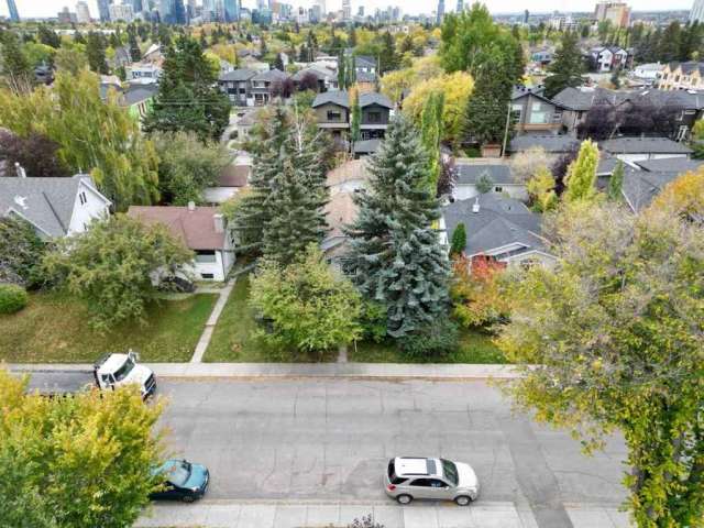 House For Sale in Edmonton, Alberta