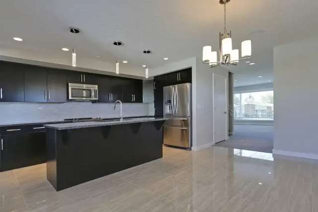 2556 9 Avenue Southeast -  in Calgary