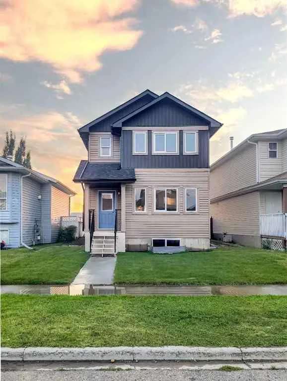 House For Sale in Brooks, Alberta