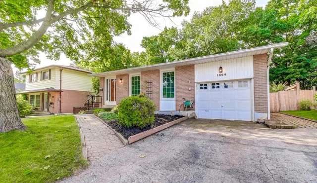 House For Sale in Sarnia, Ontario