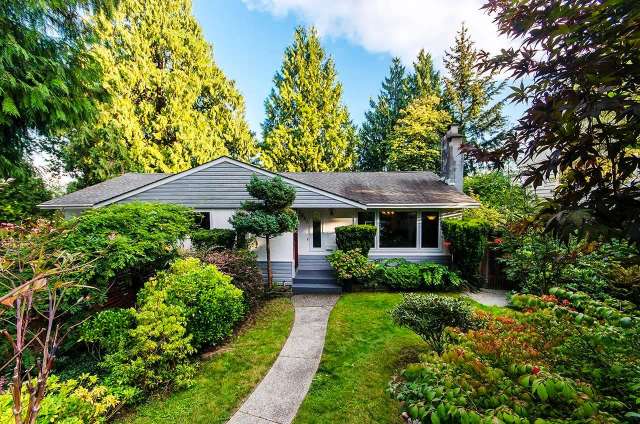 1651 SCARBOROUGH Crescent in Port Coquitlam: Mary Hill House for sale : MLS®# R2928782