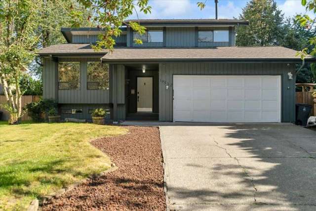 House For Rent in Surrey, British Columbia