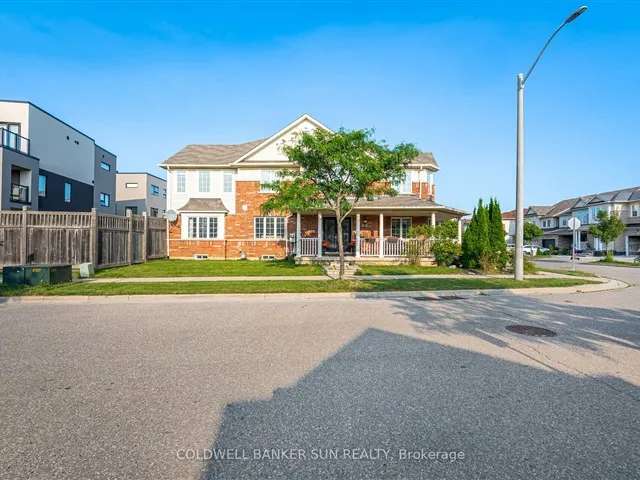 Townhouse For Sale in Burlington, Ontario