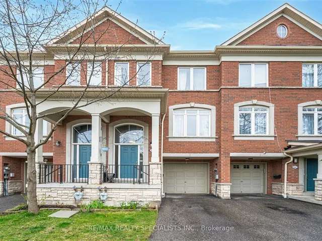 Townhouse For Rent in Mississauga, Ontario