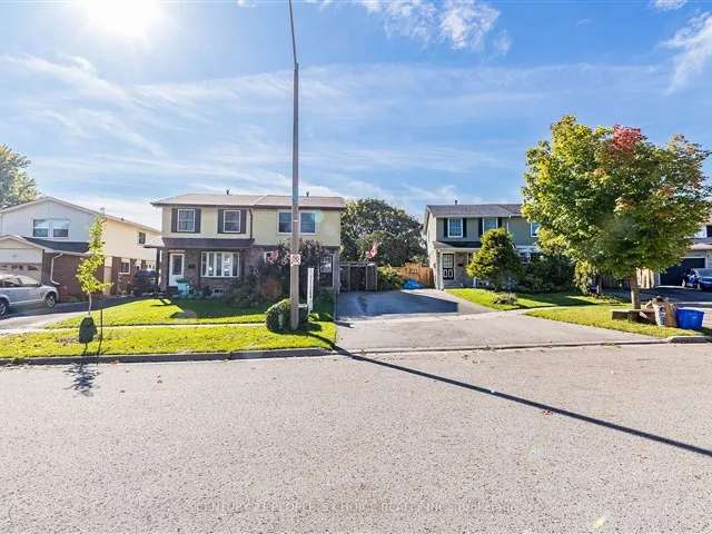 House For Sale in Oshawa, Ontario