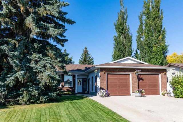 House For Sale in City of Lloydminster, Alberta